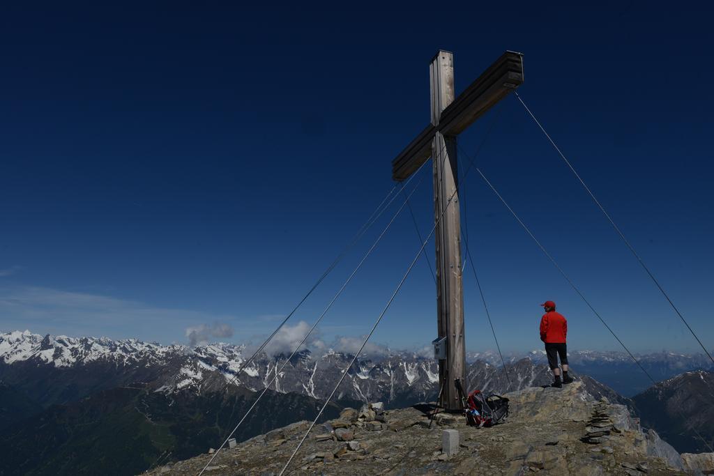 Pension Tina Neustift im Stubaital Eksteriør bilde